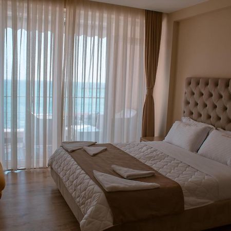 Hotel Frojd - Beach Front Resort Shëngjin 外观 照片