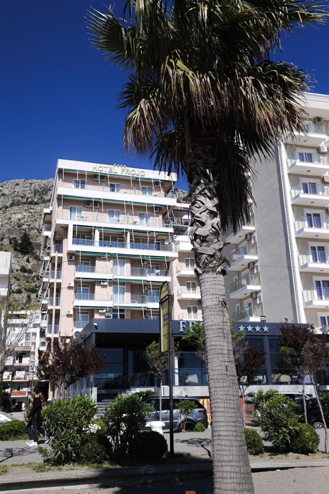 Hotel Frojd - Beach Front Resort Shëngjin 外观 照片