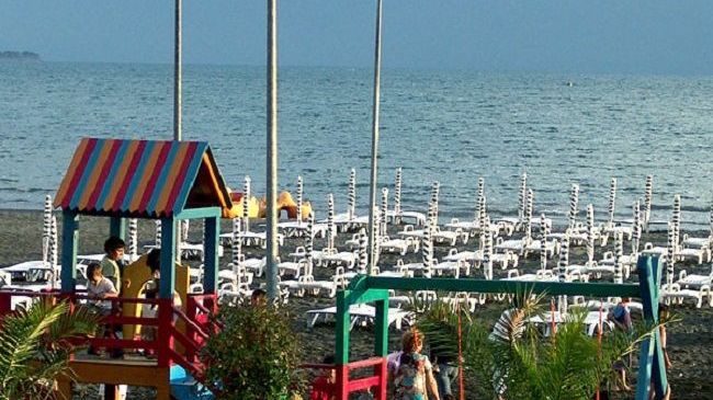 Hotel Frojd - Beach Front Resort Shëngjin 设施 照片